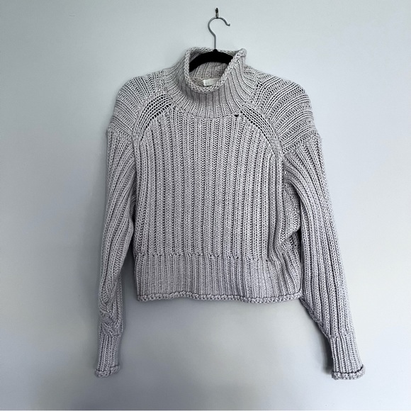 Women’s Chunky Knit Wool Blend Turtleneck Size XS - Picture 2 of 6